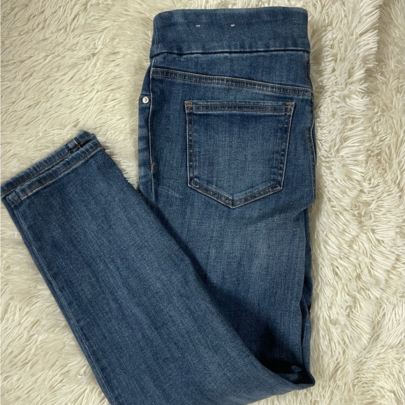 Chico's Denim - 4/$15 Classic Blue Denim Ankle Jegging